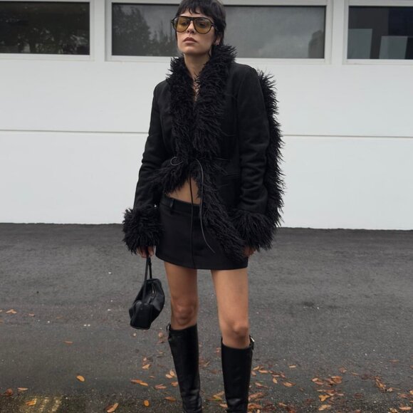 NWT Lioness Oui Oui Coat in Black - Picture 1 of 8
